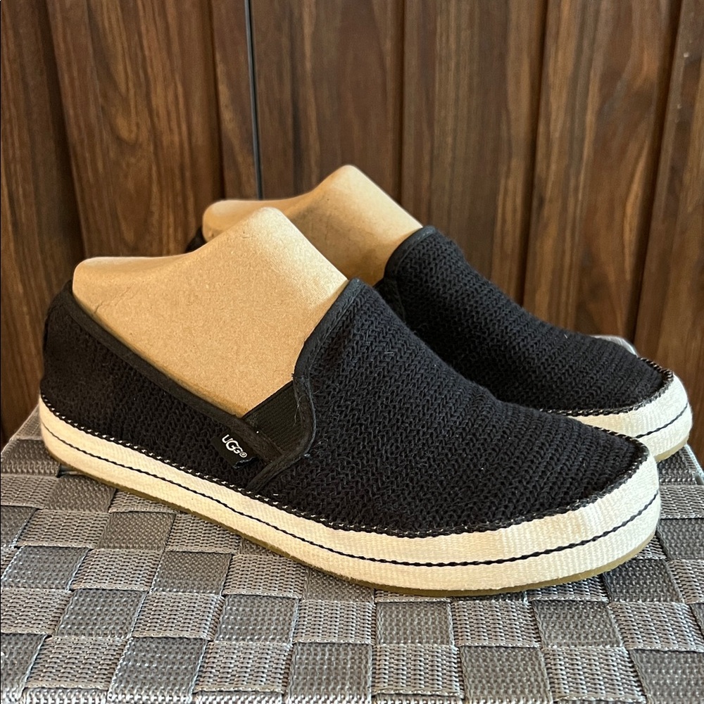 UGG Women’s Size 8 Black and Cream Slip-On Loafers